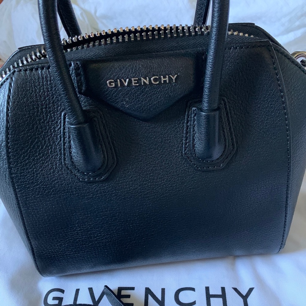 Givenchy Mini Antiago